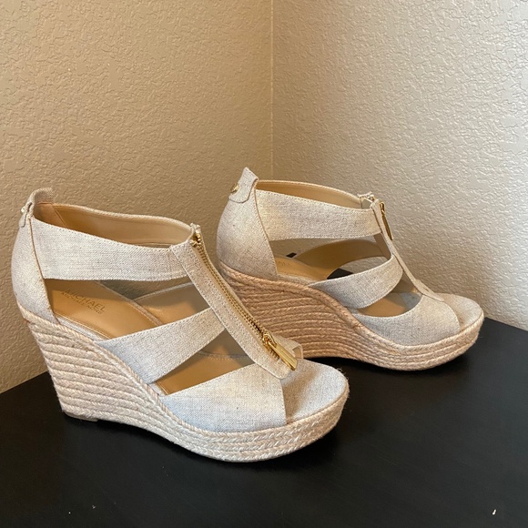 Michael Kors Wedges - Picture 1 of 1